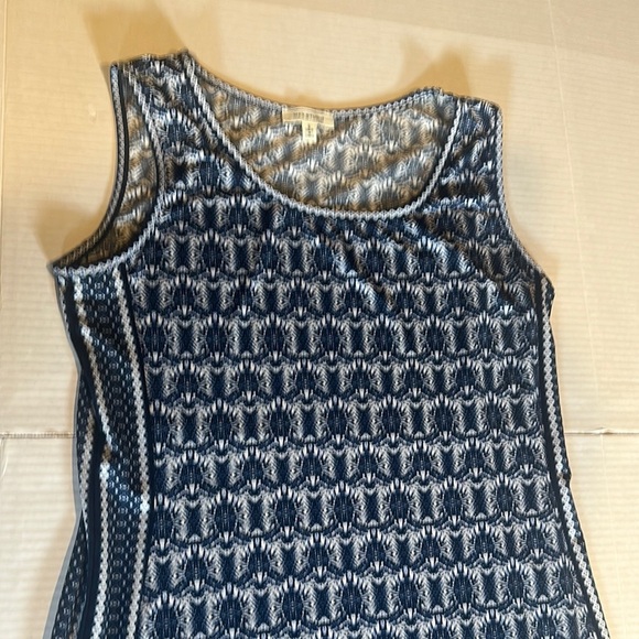 Max Studio Sleeveless Blue Patterned Maxi Dress w curved neckline slits bottom - Picture 2 of 10